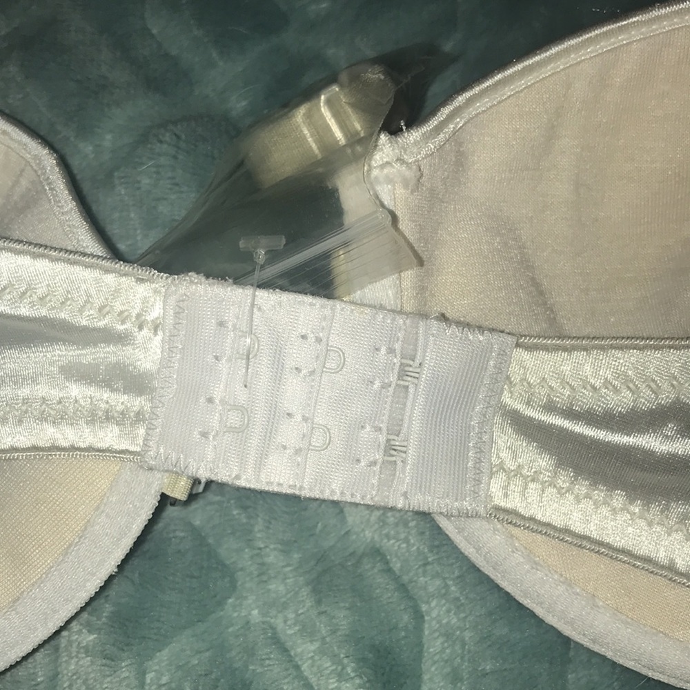 Bra new Rene Rofe 34C - Picture 7 of 10